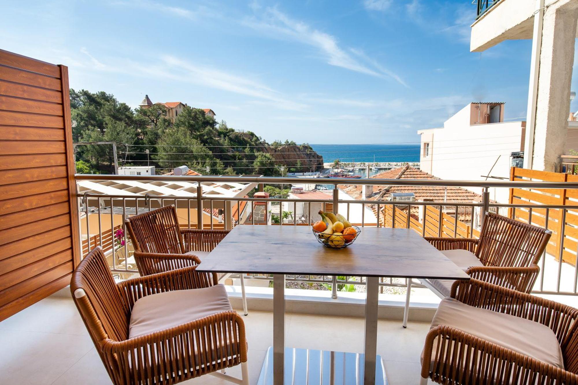 Vela Bianca Suites Limenaria  Exterior photo