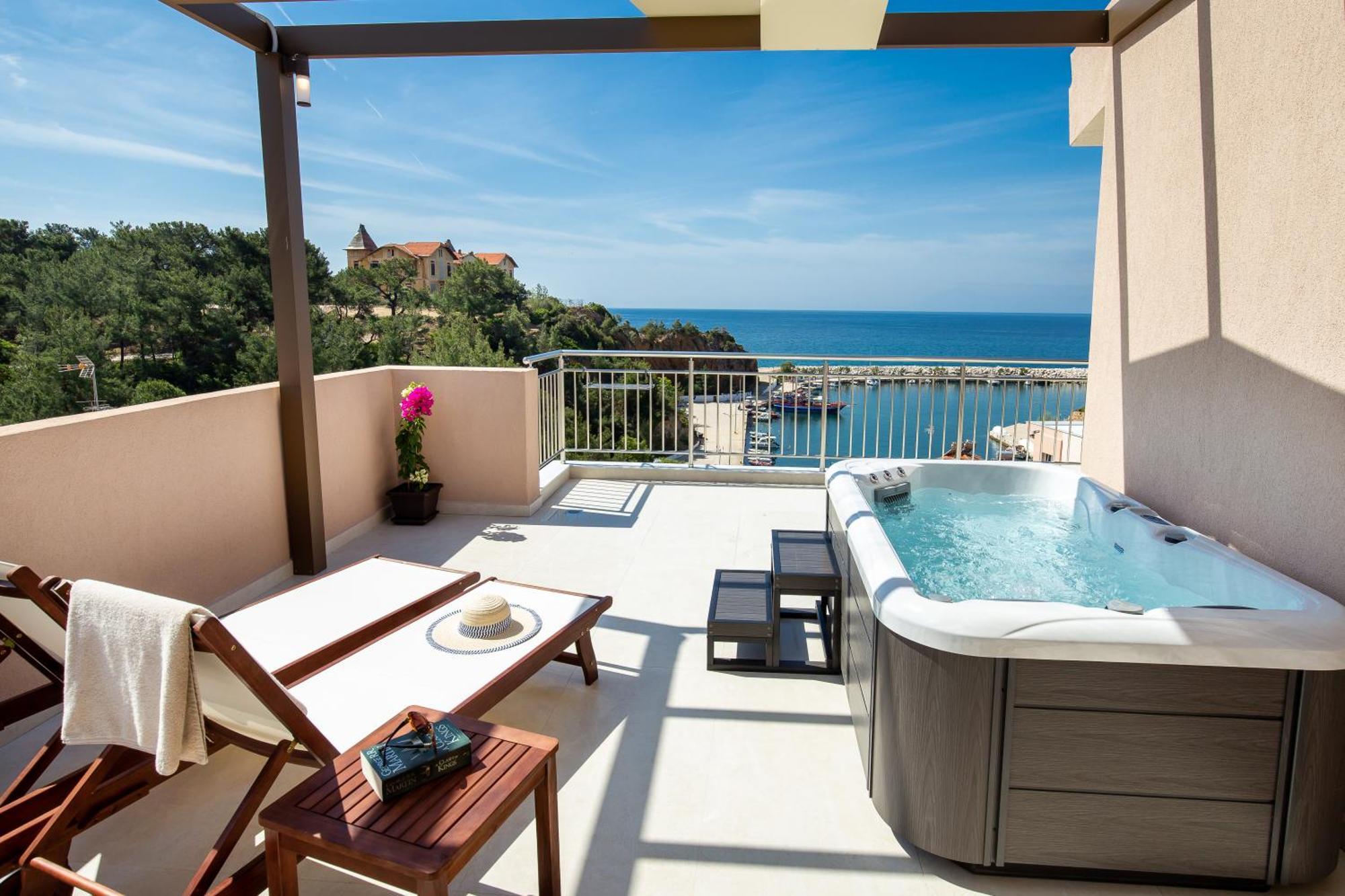 Vela Bianca Suites Limenaria  Exterior photo